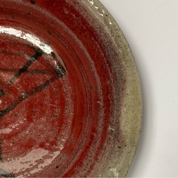 Pottery Hand Thrown Studio Plates Set of 2 with Martini Glass Burgundy Red EUC - Picture 7 of 16